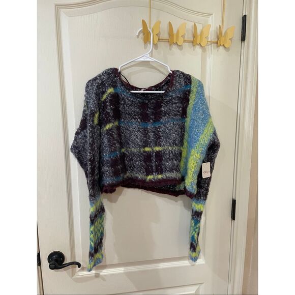 NWT Free People Emerson Fuzzy Pullover Sweater Size Medium - Picture 2 of 6